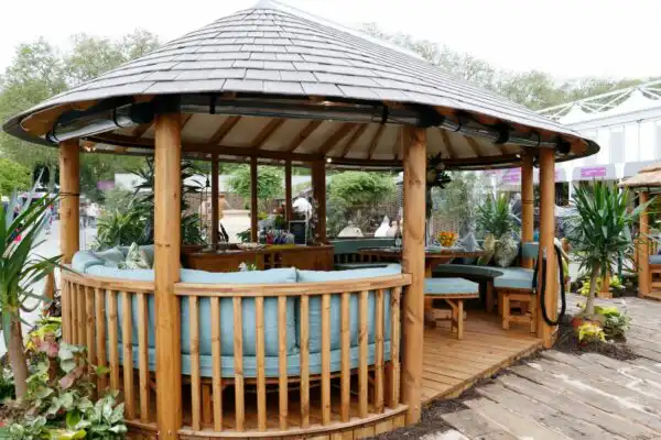 breeze house oval safari at RHS chelsea flower show trade stand