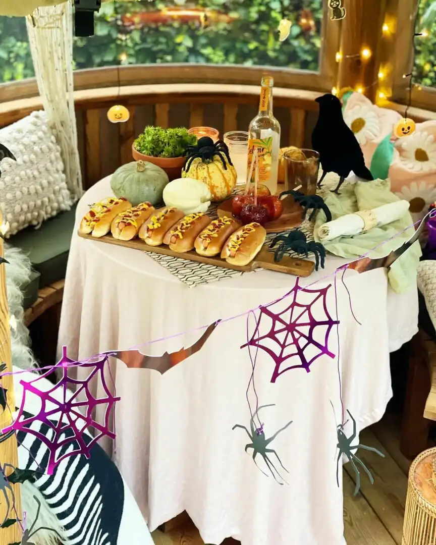 halloween249901138 2721233061511859 4854450813991559922 n