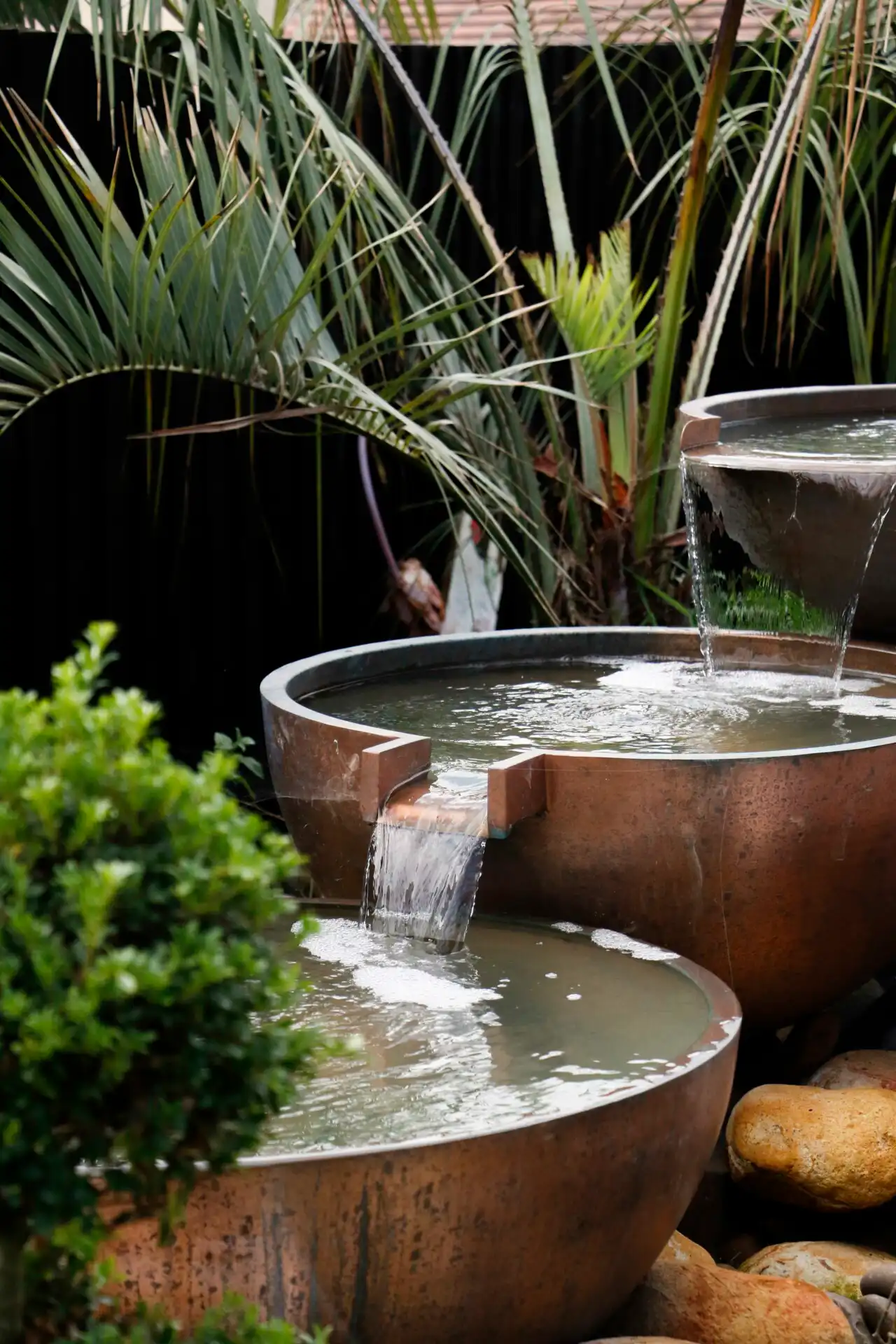 Outdoor garden water feature consisting of 3 metallic bowls