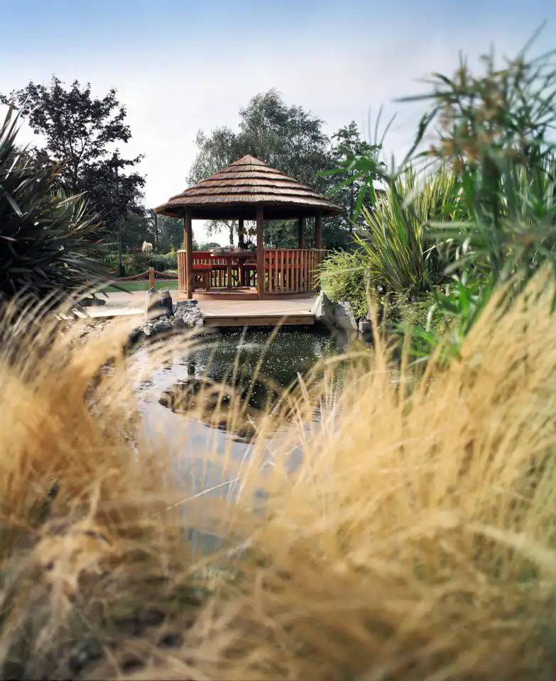 Breeze House Water 10
