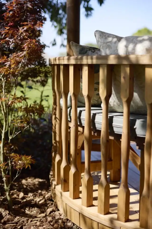 RHS Breeze House spindles